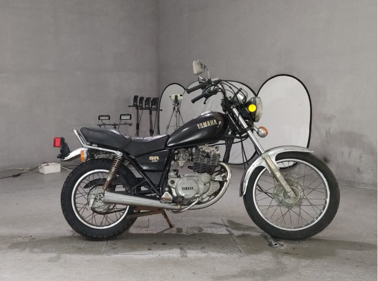 Мотоцикл Yamaha SR250 с пробегом 4753 km