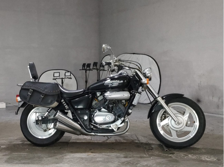 Мотоцикл Honda MAGNA250 с пробегом 27357 km