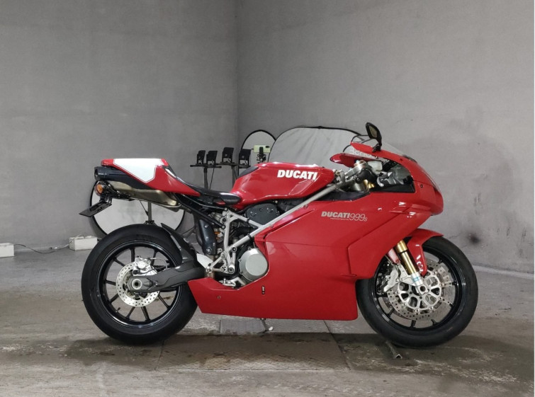 Мотоцикл Ducati 999S з пробігом 21610 km
