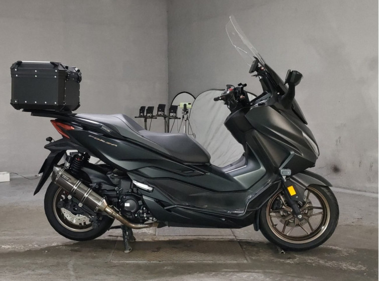 Мотоцикл Honda FORZA с пробегом 20803 km