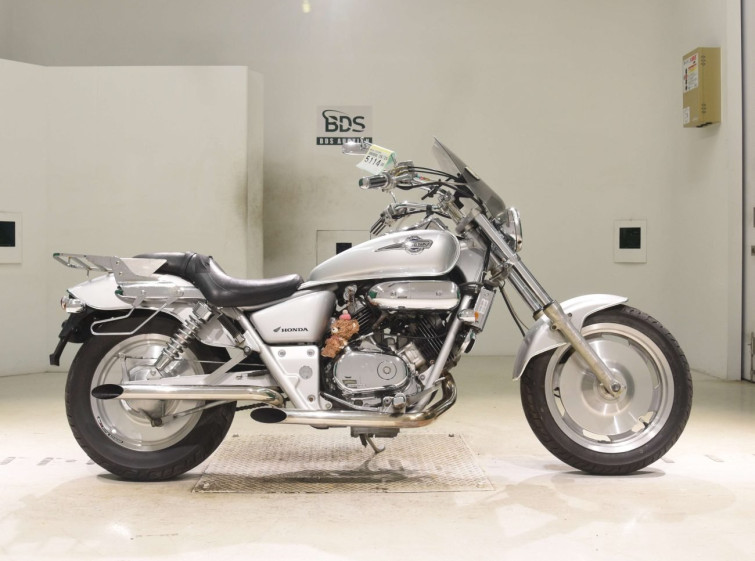 Мотоцикл Honda MAGNA250 с пробегом 5305 km