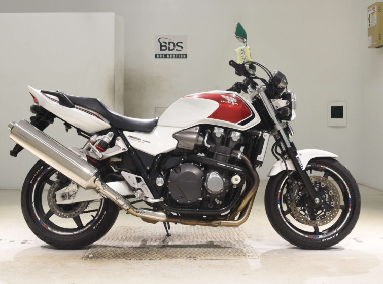 Мотоцикл Honda CB1300SF з пробігом 40523 km