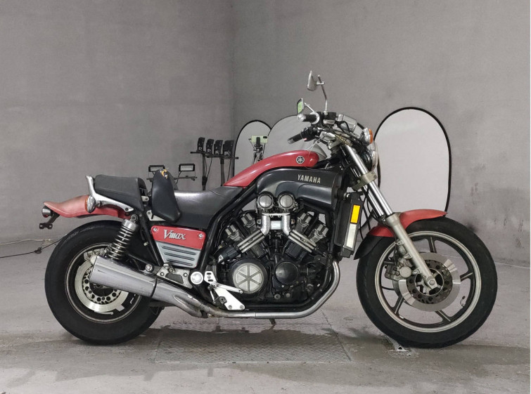 Мотоцикл Yamaha V-MAX1200 з пробігом 44872 km