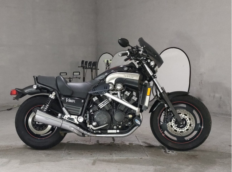 Мотоцикл Yamaha V-MAX1200 з пробігом 14257 km