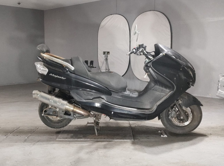 Мотоцикл Yamaha MAJESTY 250C