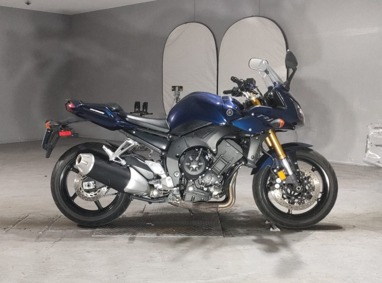 Мотоцикл Yamaha FZ1 FAZER с пробегом 17330 km