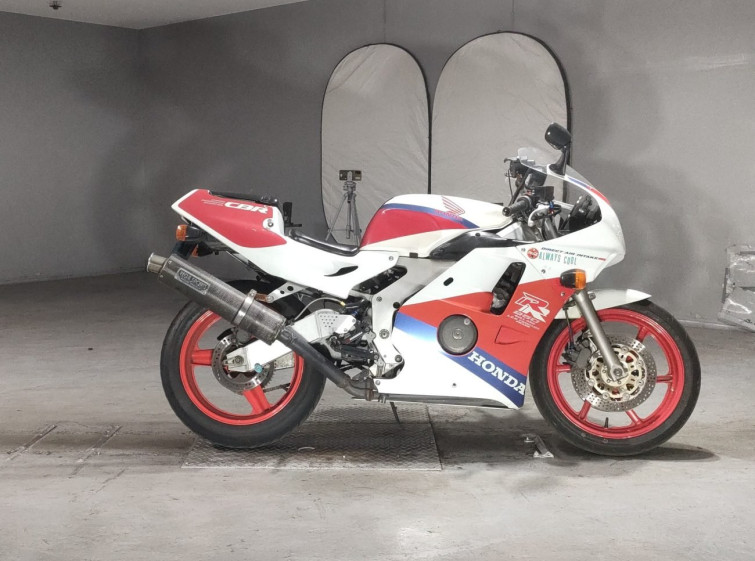 Мотоцикл Honda CBR250RR з пробігом 69042 km