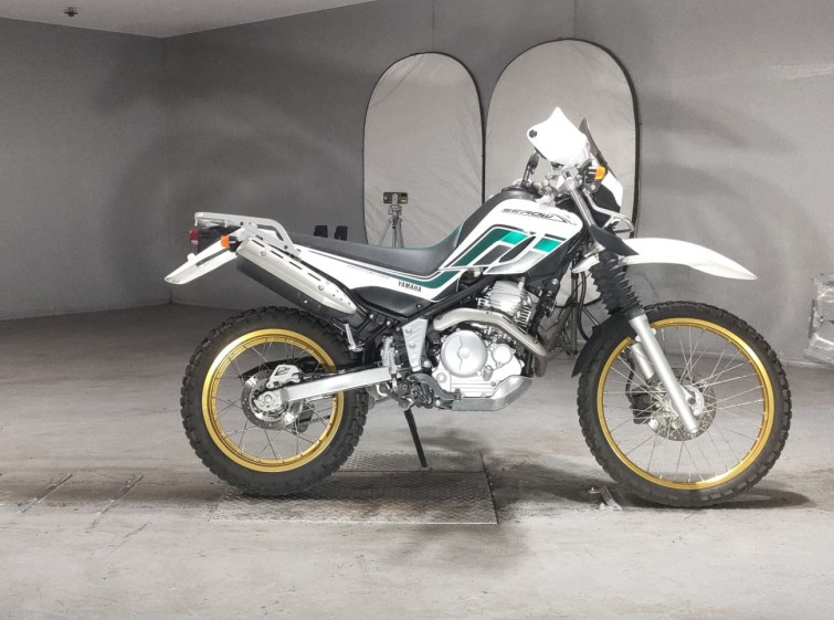 Мотоцикл Yamaha SEROW XT250 з пробігом 15567 km