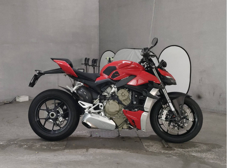 Мотоцикл Ducati STREETFIGHTER V4 з пробігом 7784 km