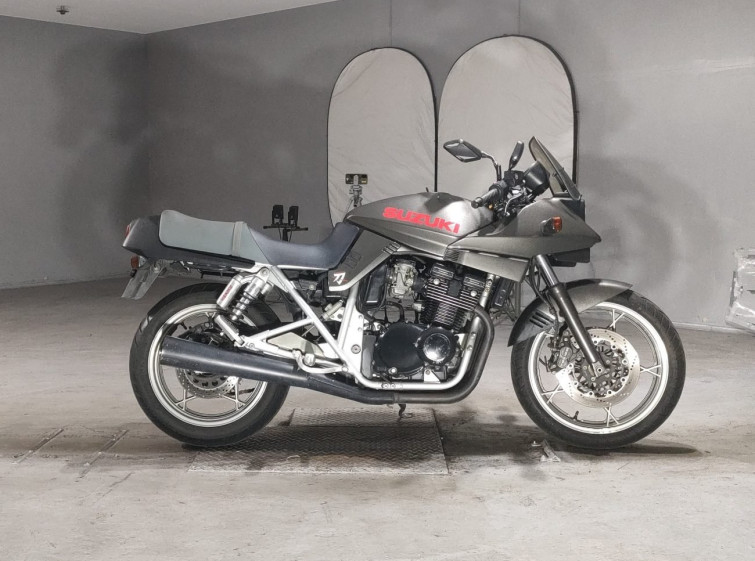 Мотоцикл Suzuki GSX400S KATANA с пробегом 8436 km
