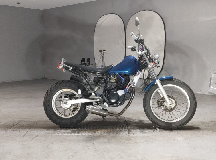 Мотоцикл Yamaha TW200 с пробегом 2028 km