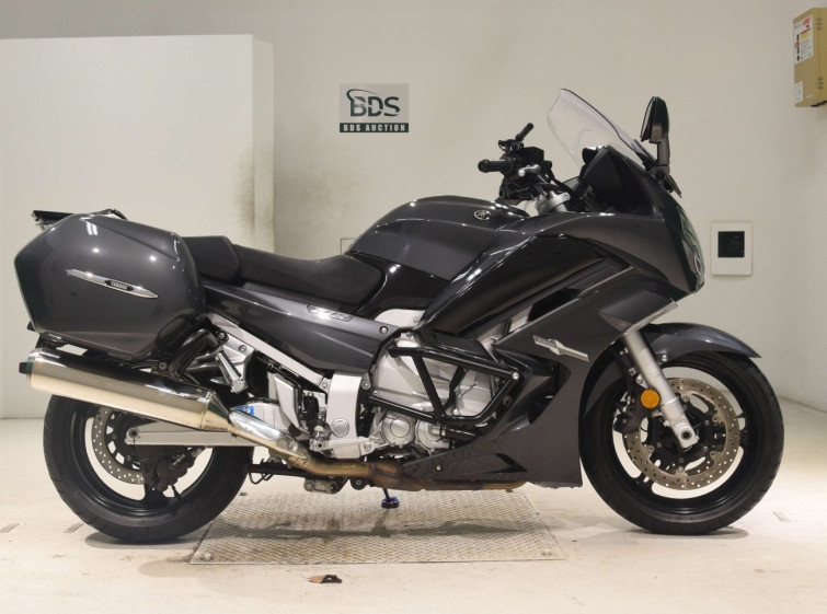Мотоцикл Yamaha FJR1300 с пробегом 11665 km