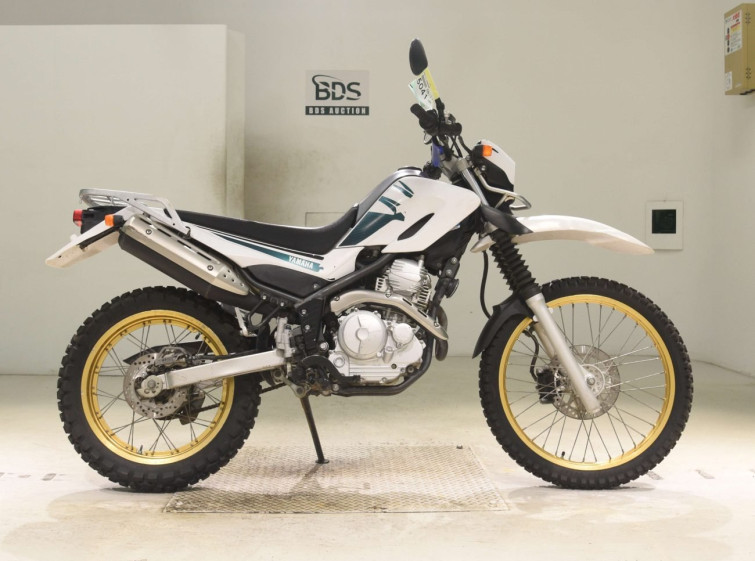 Мотоцикл Yamaha SEROW XT250 з пробігом 16297 km
