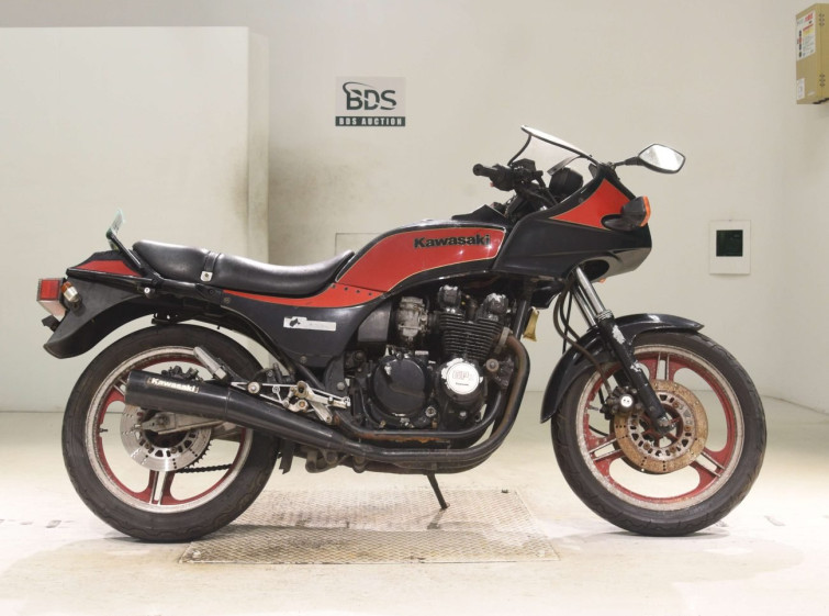 Мотоцикл Kawasaki GPZ400 с пробегом 24882 km