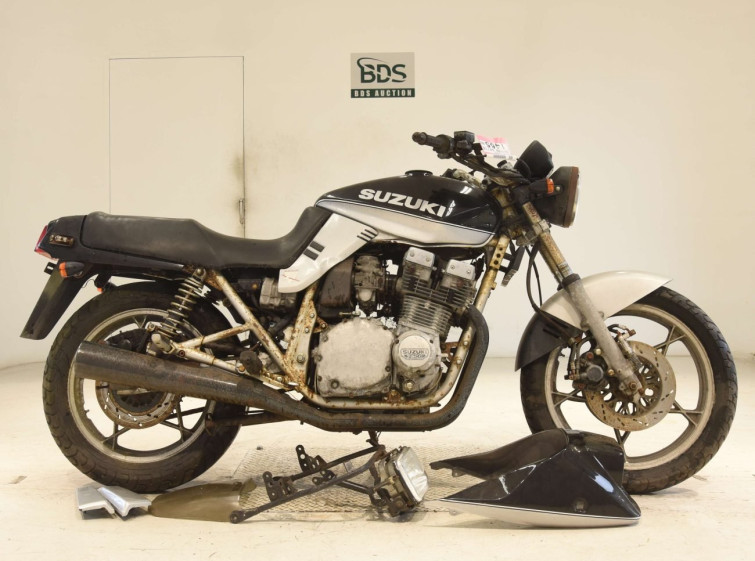 Мотоцикл Suzuki GSX750S KATANA з пробігом 10554 km