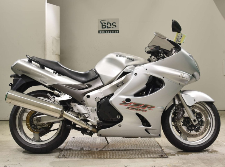 Мотоцикл Kawasaki ZZ-R1200 з пробігом 27466 km