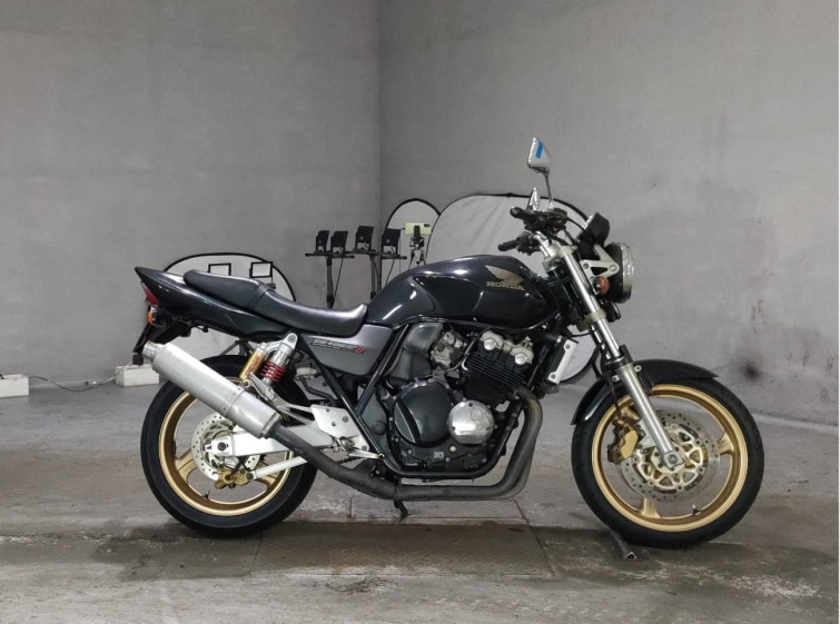 Мотоцикл Honda CB400SFV с пробегом 31896 km