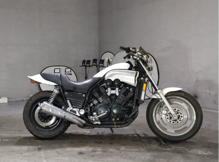 Мотоцикл Yamaha V-MAX1200 с пробегом 17165 m