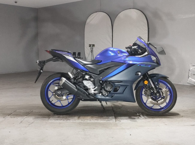 Мотоцикл Yamaha YZF-R3 з пробігом 8659 km