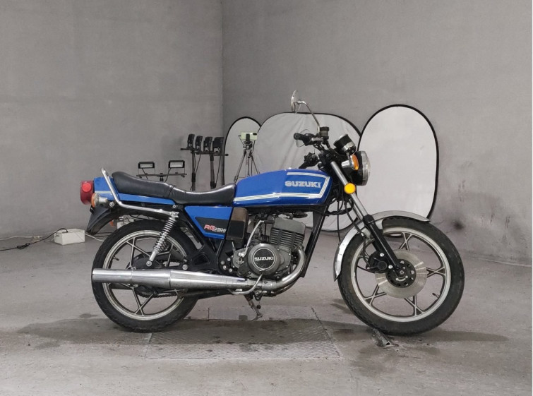 Мотоцикл Suzuki RG250E с пробегом 30592 km