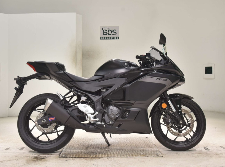 Мотоцикл Yamaha YZF-R3 с пробегом 3394 km
