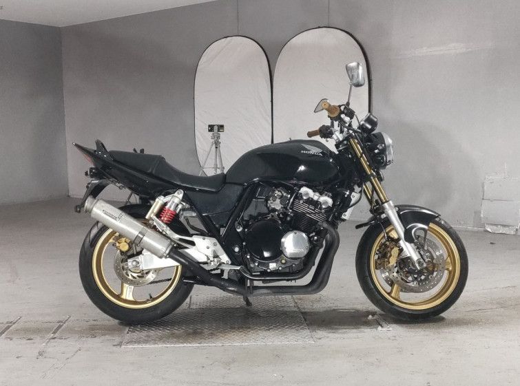 Мотоцикл Honda CB400SFV с пробегом 9659 km