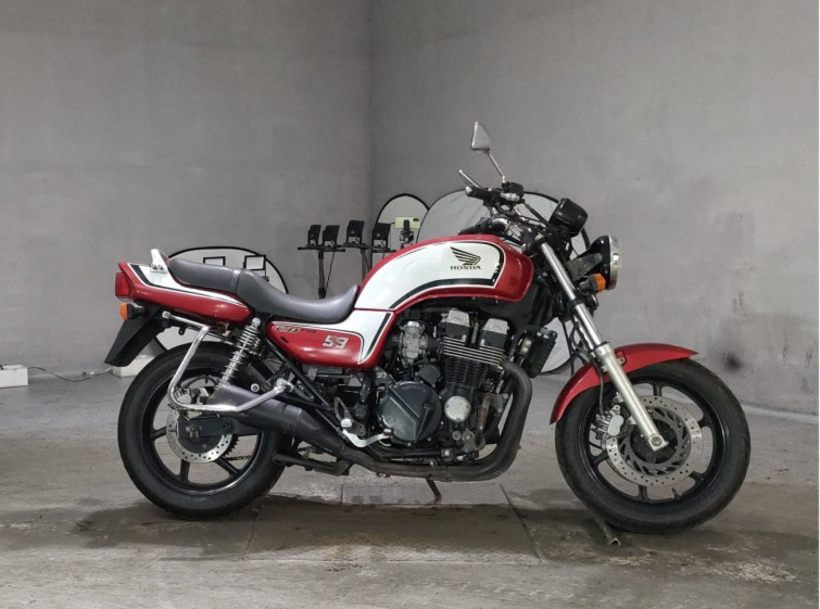 Мотоцикл Honda CB750 CUSTOM с пробегом 48300 km