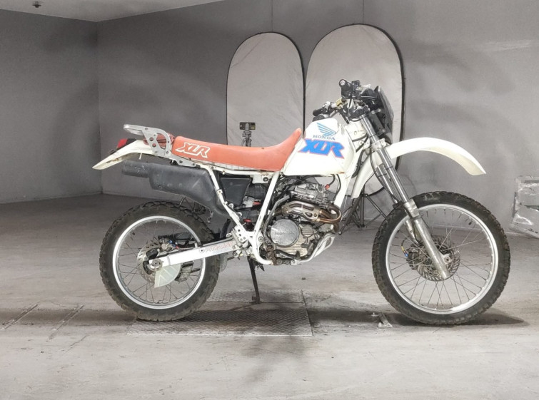 Мотоцикл Honda XLR250R с пробегом 19385 km
