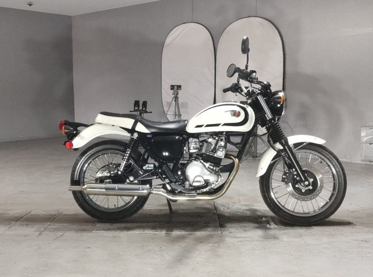 Мотоцикл Kawasaki W230 с пробегом 6682 km