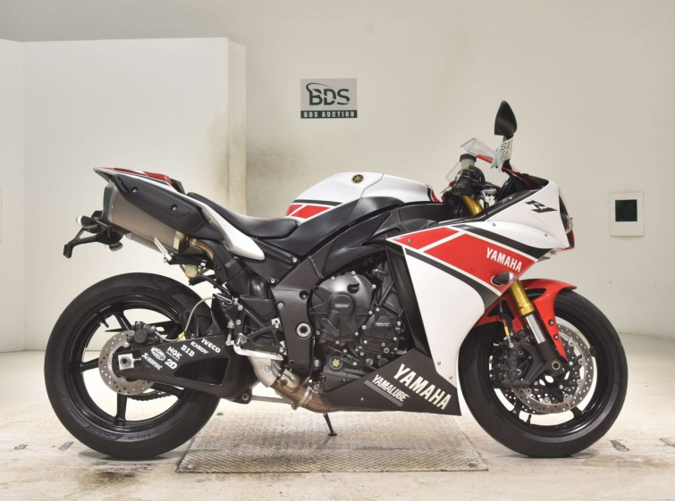 Мотоцикл Yamaha YZF-R1 с пробегом 13394 km
