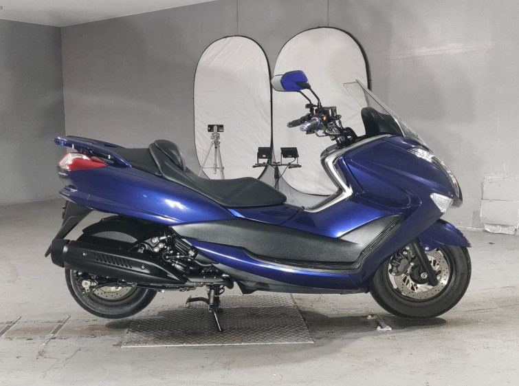 Мотоцикл Yamaha MAJESTY 250 з пробігом 21079 km