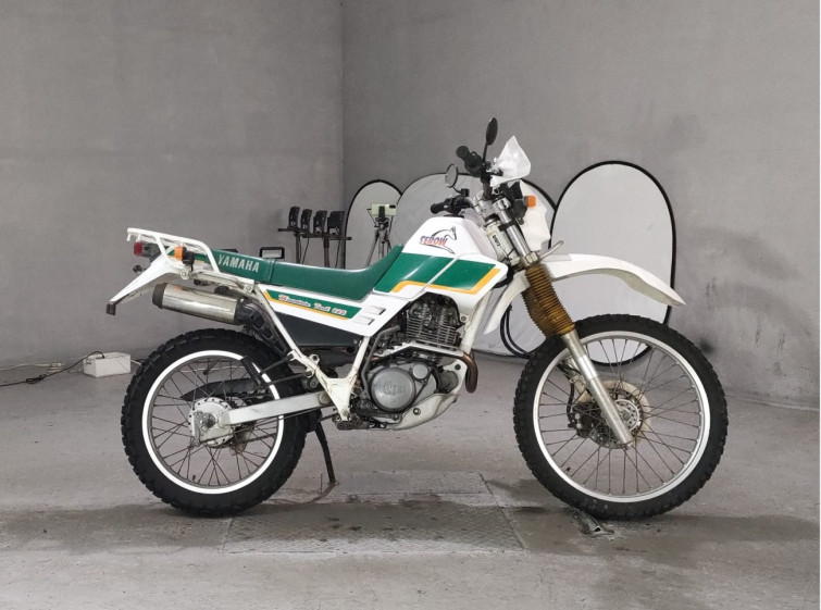 Мотоцикл Yamaha SEROW XT225 с пробегом 26648 km