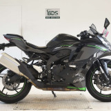 Мотоцикл Kawasaki ZX-4R SE з пробігом 11210 km