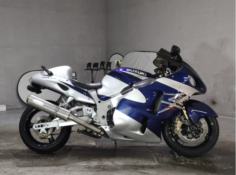 Мотоцикл Suzuki GSX1300R HAYABUSA з пробігом 27409 km