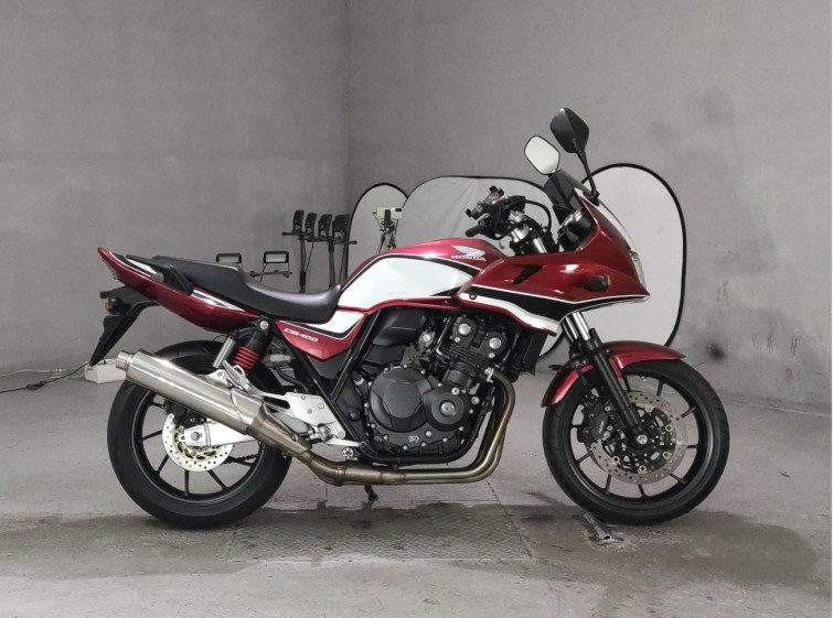 Мотоцикл Honda CB400SFVA з пробігом 3852 km