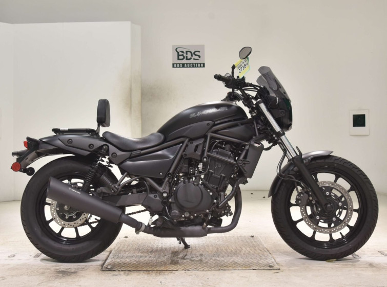 Мотоцикл Kawasaki ELIMINATOR 400 с пробегом 3232 km
