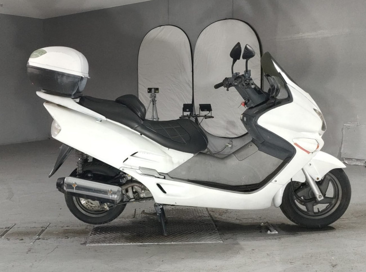 Мотоцикл Honda FORZA с пробегом 43821 km