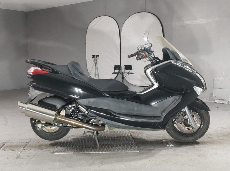 Мотоцикл Yamaha MAJESTY 250