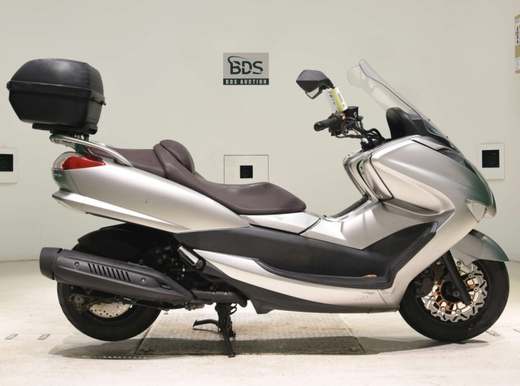 Мотоцикл Yamaha MAJESTY 250 з пробігом 51870 km