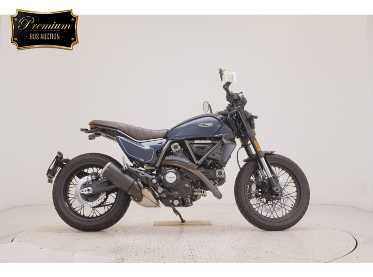 Мотоцикл Ducati SCRAMBLER NIGHT SHIFT з пробігом 929 km