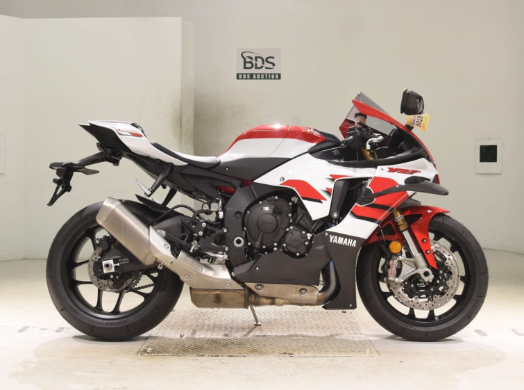 Мотоцикл Yamaha YZF-R1 с пробегом 21 km