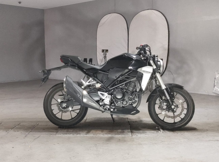 Мотоцикл Honda CB250R