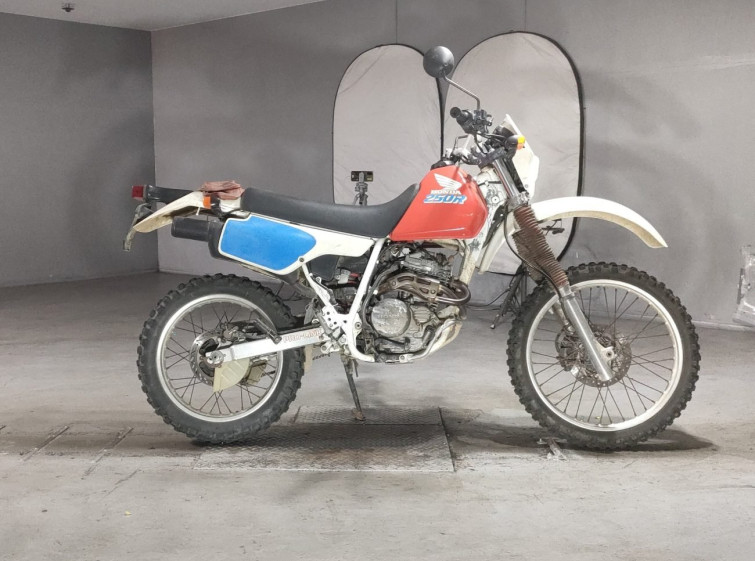 Мотоцикл Honda XLR250R з пробігом 25790 km