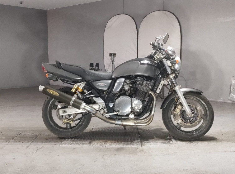Мотоцикл Suzuki LIGHTNING 1200 з пробігом 25913 km