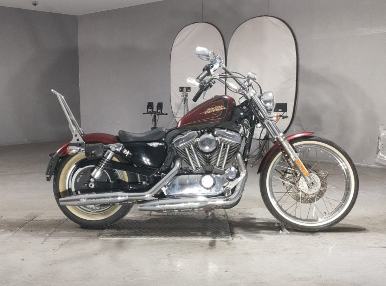 Мотоцикл HD SPORTSTER SEVENTY-TWO XL1200V с пробегом 17772 km