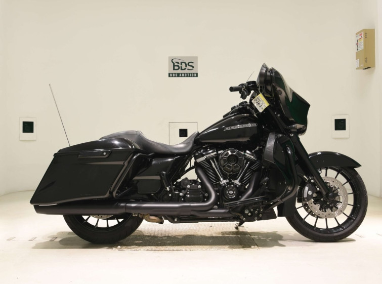 Мотоцикл HD STREET GLIDE FLHXS1870 с пробегом 14356 km