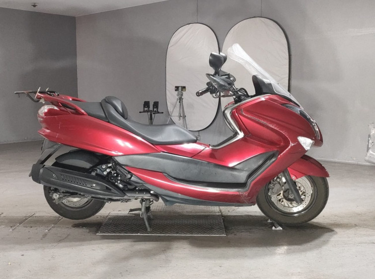 Мотоцикл Yamaha MAJESTY 250 з пробігом 71158 km