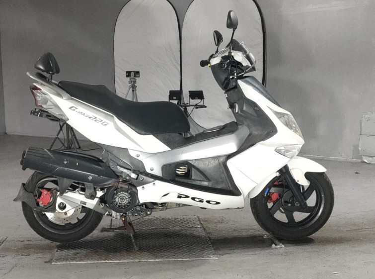 Мотоцикл PGO G-MAX220 з пробігом 22418 km