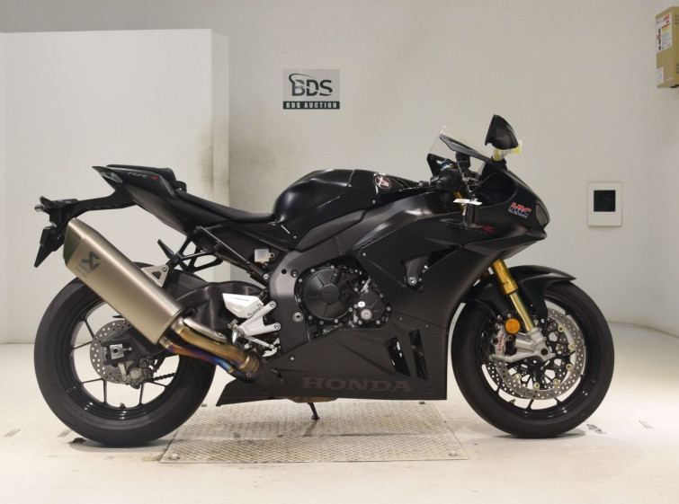 Мотоцикл Honda CBR1000RR SP з пробігом 5465 km