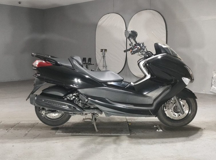 Мотоцикл Yamaha MAJESTY 250 з пробігом 146465 km